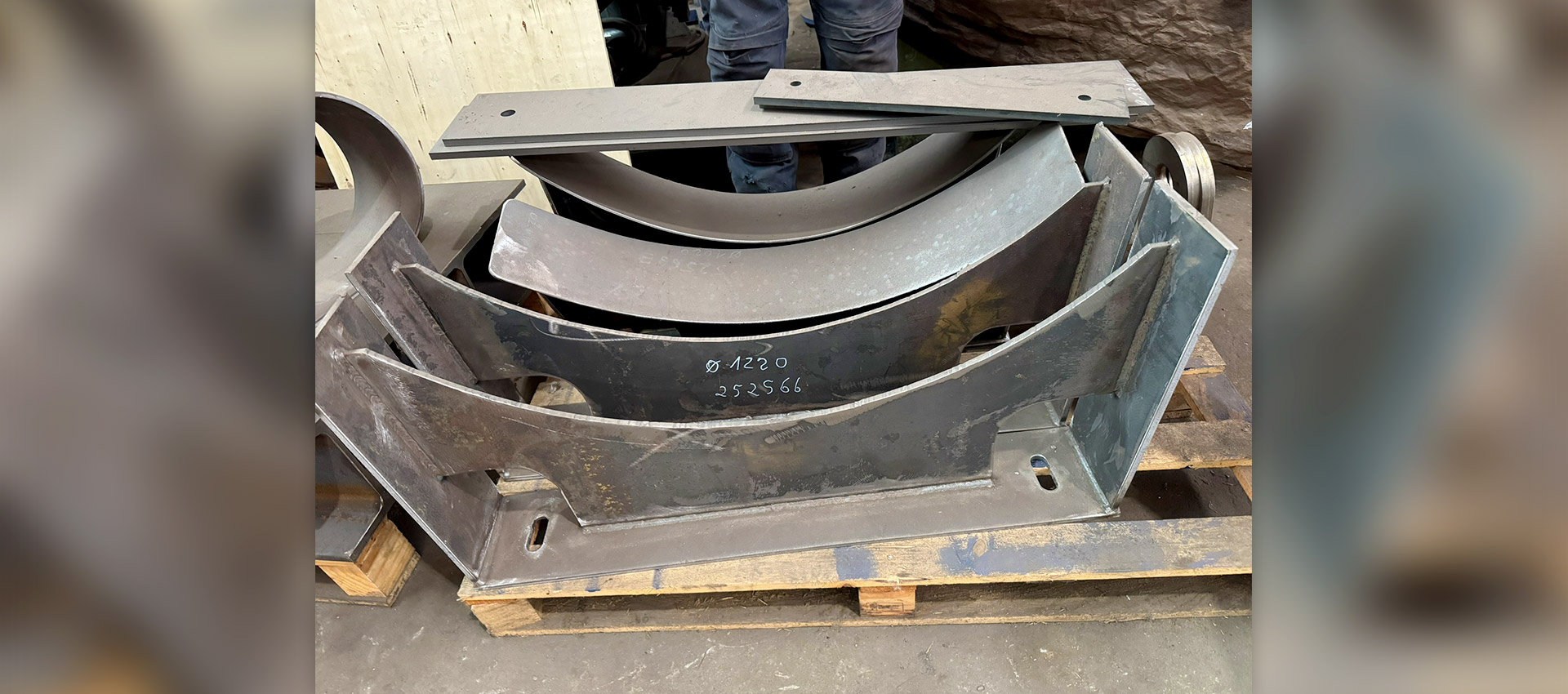 Tank und Apparate Barth GmbH: Stahl Und Trägerkonstruktion 01